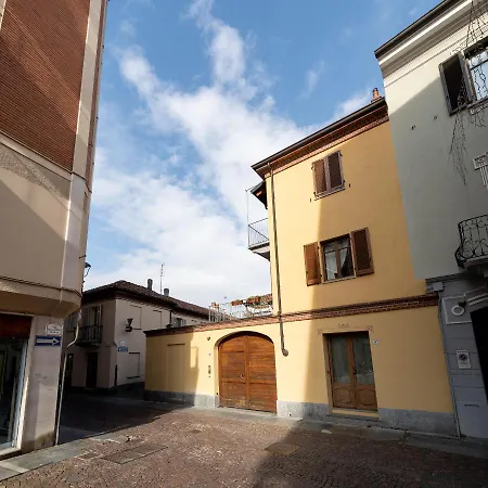 Lejlighed Casa Da Anna, Incantevole Nel Cuore Di Alba, Di Design - Parcheggio Alba (Piedmont)