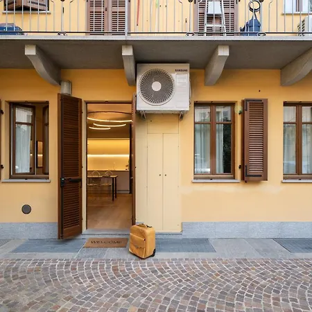 Casa Da Anna, Incantevole Nel Cuore Di Alba, Di Design - Parcheggio Lejlighed