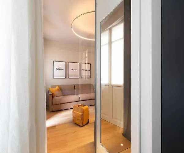 Casa Da Anna, Incantevole Nel Cuore Di Alba, Di Design - Parcheggio Lejlighed *