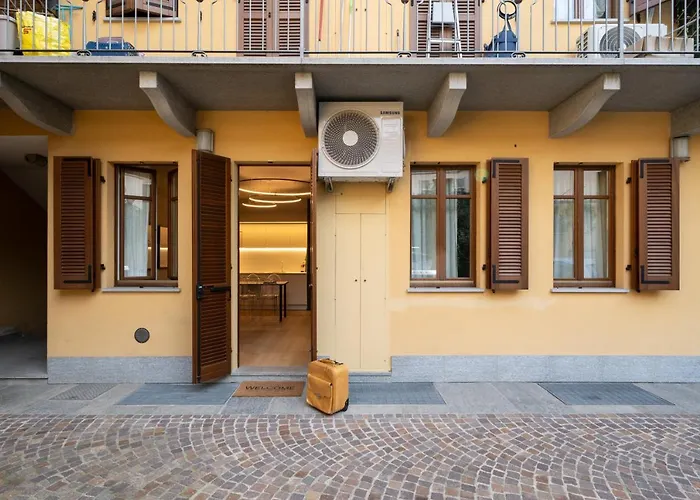 Casa Da Anna, Incantevole Nel Cuore Di Alba, Di Design - Parcheggio Lejlighed