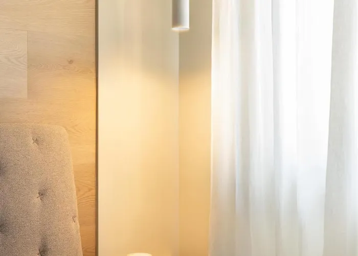 Apartment Casa Da Anna, Incantevole Nel Cuore Di Alba, Di Design - Parcheggio *